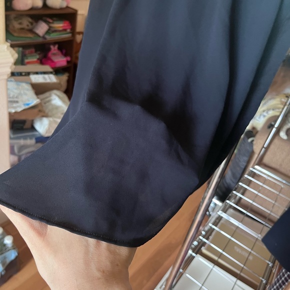 LOFT Size S Sleeveless Navy Dotted Shell Top - Picture 3 of 8